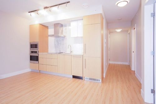 606-159 W 2 Avenue, Vancouver, BC, V5Y0L8 | Card Image