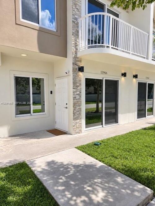 13966 Sw 259th Way, Homestead, FL, 33032-6775 | Card Image