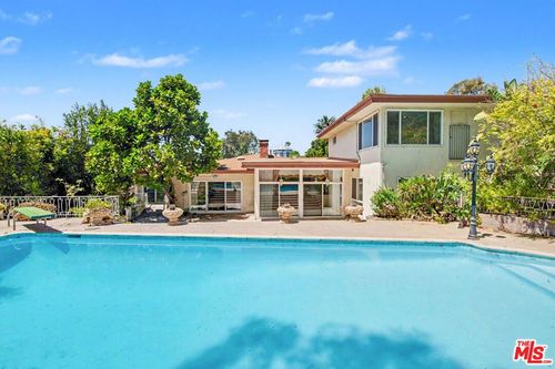 108 N Thurston Ave, Los Angeles, CA, 90049-2422 | Card Image