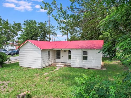 201 S Old Highway 81, Kyle, TX, 78640-5919 | Card Image