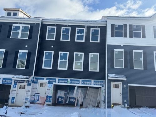 766 Olivia St, Collier Twp, PA, 15205 | Card Image