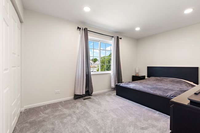 1528 Peachtree Ln, Home with 2 bedrooms, 4 bathrooms and 2 parking in Lockport IL | Image 14