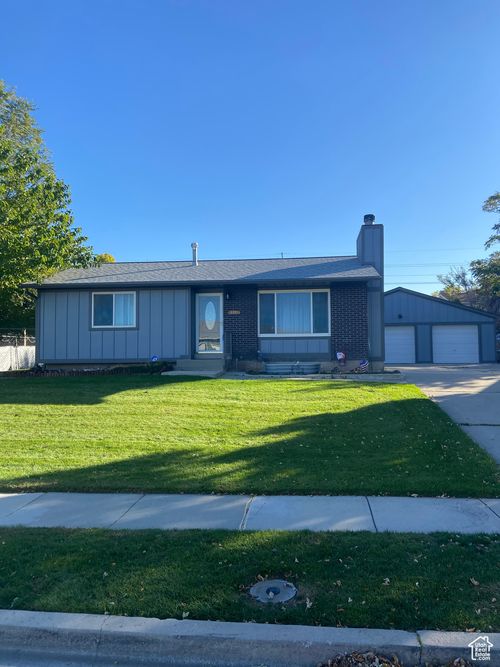 6489 W Castle View Dr, West Valley City, UT, 84128-4205 | Card Image