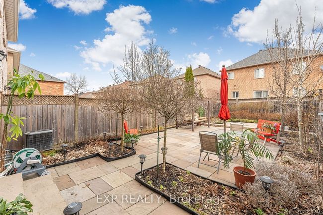 16 La Pinta St, House attached with 3 bedrooms, 3 bathrooms and 2 parking in Maple ON | Image 41