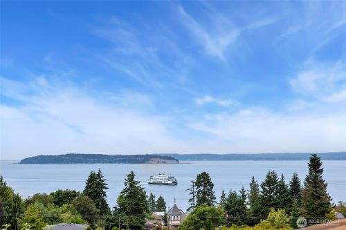 612 Park Ave, Mukilteo, WA, 98275-1920 | Card Image