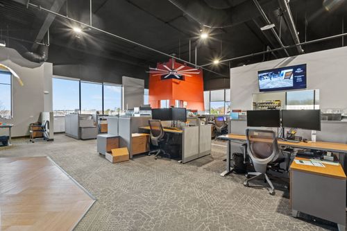 ste-201-207-9645 Lincolnway Ln, Frankfort, IL, 60423-1884 | Card Image