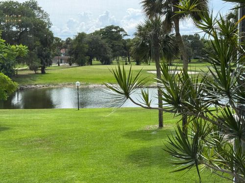 208-3507 Oaks Way, Pompano Beach, FL, 33069 | Card Image