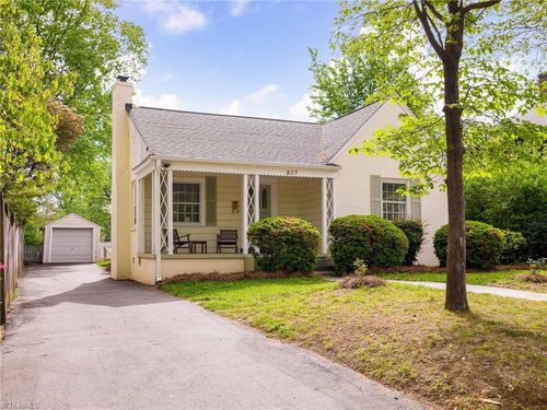 807 Northridge St, Greensboro, NC, 27403-2110 | Card Image