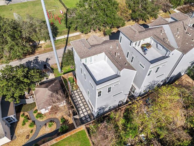 1110 W 12 Th St, House other with 3 bedrooms, 4 bathrooms and 2 parking in Houston TX | Image 30