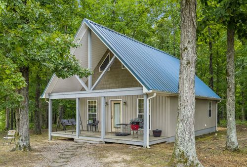 890 Dillon Rd, Michie, TN, 38357 | Card Image