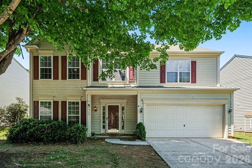 5313 Bentgrass Run Dr, Charlotte, NC, 28269-6131 | Card Image