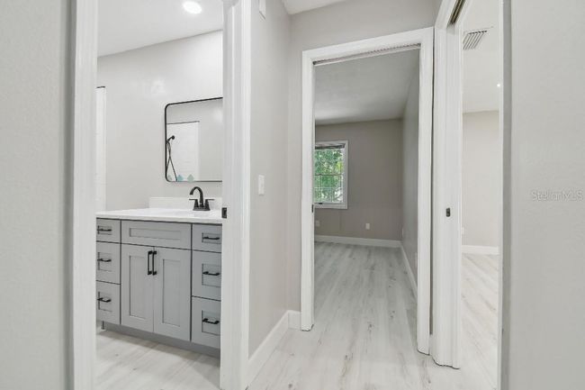 18504 Putters Pl, House other with 3 bedrooms, 2 bathrooms and null parking in TAMPA FL | Image 23