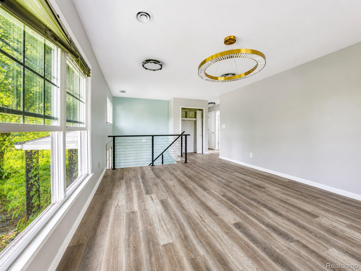 Residential in Lyon Charter Township 5