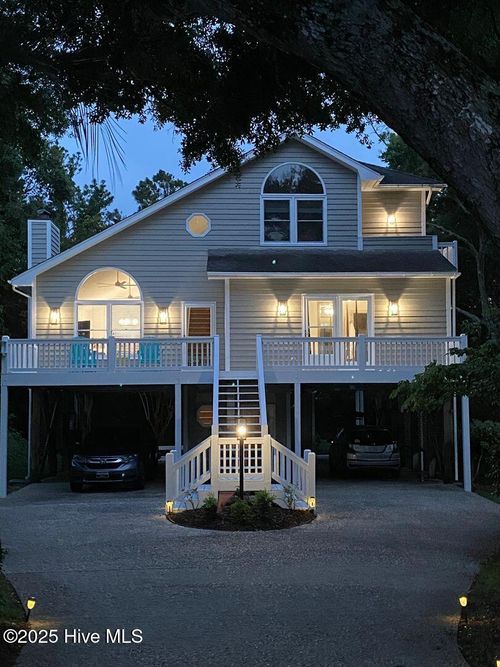 8711 Emerald Plantation Rd, Emerald Isle, NC, 28594-1914 | Card Image