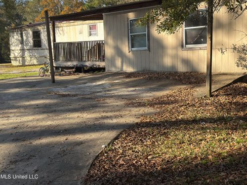 21 Mount Zion Rd, Prentiss, MS, 39474-4436 | Card Image