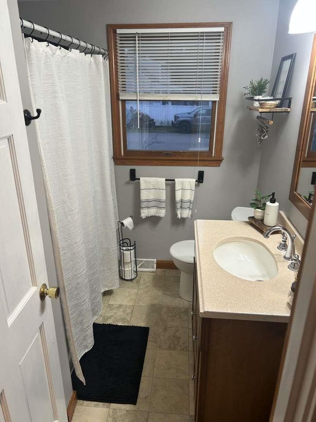 102 Dalton St, House other with 3 bedrooms, 1 bathrooms and null parking in Nashua NH | Image 15