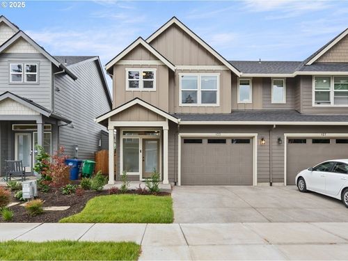 133 Se 46th Ave, Hillsboro, OR, 97123-7556 | Card Image