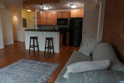 apt-602-1800 Jefferson Park Ave, CHARLOTTESVILLE, VA, 22903-3505 | Card Image