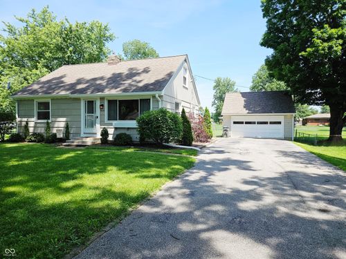 428 Maxwell Rd, Indianapolis, IN, 46217-3440 | Card Image