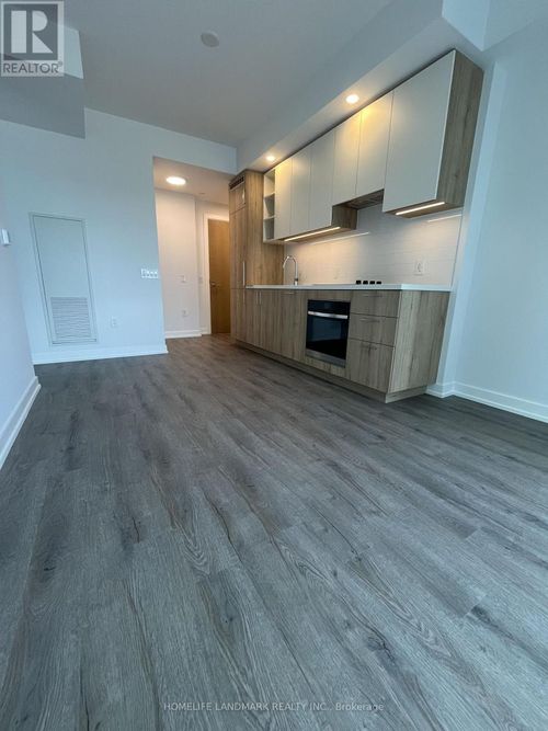 2851 Highway 7 Road, Vaughan (Concord), ON, L4K1W2 | Card Image