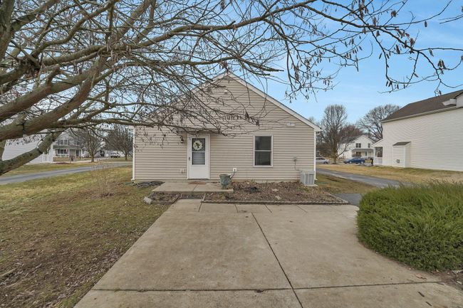1121 Lake Forest Dr, House other with 3 bedrooms, 2 bathrooms and null parking in Hebron OH | Image 25
