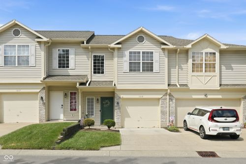 1019 Grovewood Dr, Beech Grove, IN, 46107-2487 | Card Image