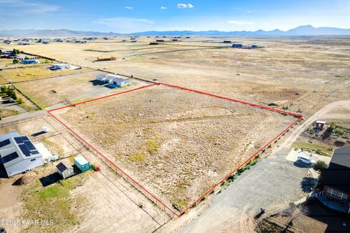 7050 E Stardust Ln, Prescott Valley, AZ, 86315-0200 | Card Image