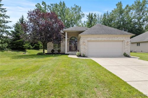 6 Fair Woods Dr, Amherst, NY, 14221-1480 | Card Image