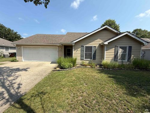 3420 W 28th St, Lawrence, KS, 66047-3253 | Card Image