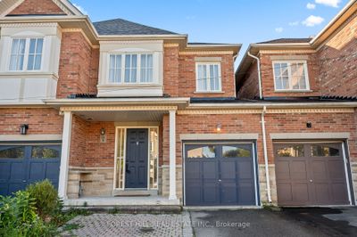 81 Southvale Dr, Home with 3 bedrooms, 5 bathrooms and 2 parking in Vaughan ON | Image 1