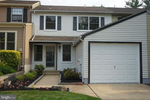 96 Farnwood Rd, MOUNT LAUREL, NJ, 08054-2921 | Card Image