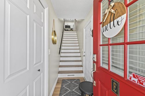 e-590 Pewaukee Road, Pewaukee, WI, 53072 | Card Image