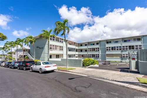301-3111 Pualei Cir, Honolulu, HI, 96815-4922 | Card Image