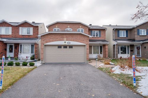 {{alt}} | Card Image