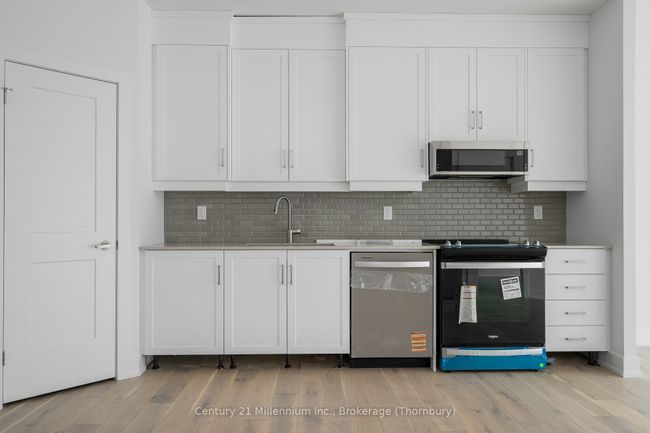 321 Telford Trail, House attached with 2 bedrooms, 1 bathrooms and 1 parking in Kemble ON | Image 12