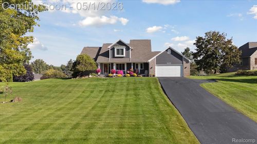6153 Rosewood Pkwy, White Lake, MI, 48383-2790 | Card Image