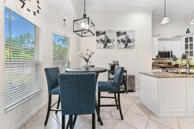 2450 Sw Summit St, House other with 3 bedrooms, 2 bathrooms and null parking in Port Saint Lucie FL | Image 14