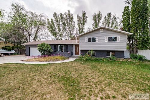 2090 Heather Ln, Ammon, ID, 83406-6744 | Card Image