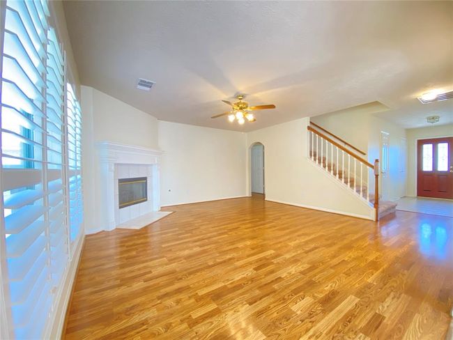 3407 Beacon Hill Dr, House other with 4 bedrooms, 3 bathrooms and 2 parking in Pearland TX | Image 8