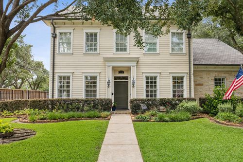 1730 Hewitt Dr, Houston, TX, 77018-1804 | Card Image