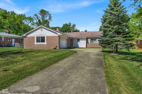 8238 11th St, Indianapolis, IN, 46219-4002 | Card Image