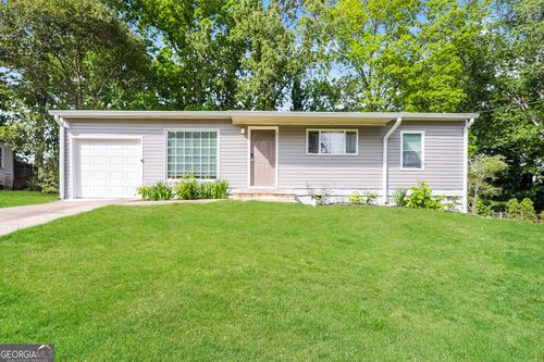 862 Kennesaw Dr, Forest Park, GA, 30297-1046 | Card Image