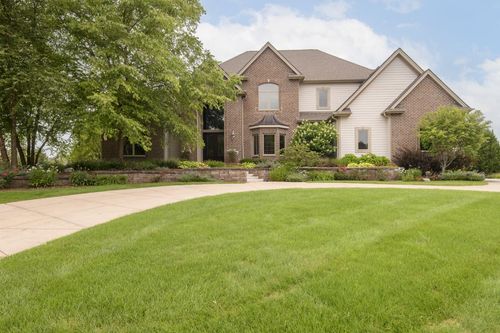 1195 Mary Hill Circle, Hartland, WI, 53029 | Card Image