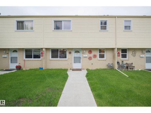 31 Royal Rd Nw, Edmonton, AB, T6J2E7 | Card Image
