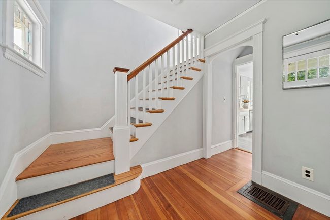 40 S Crescent Circuit, House other with 3 bedrooms, 2 bathrooms and 2 parking in Boston MA | Image 13
