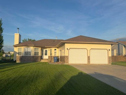 10106 107 St, Lac La Biche, AB, T0A0C5 | Card Image