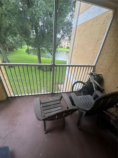 1610 - 2485 Nw 33rd St, Condo with 1 bedrooms, 1 bathrooms and null parking in Oakland Park FL | Image 3