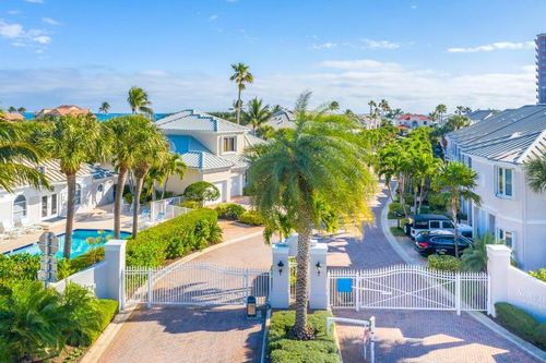 774 Seaview Dr, Juno Beach, FL, 33408-1308 | Card Image