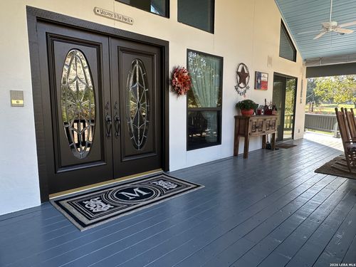 122 Cliffdwellers Path, Boerne, TX, 78006-9424 | Card Image