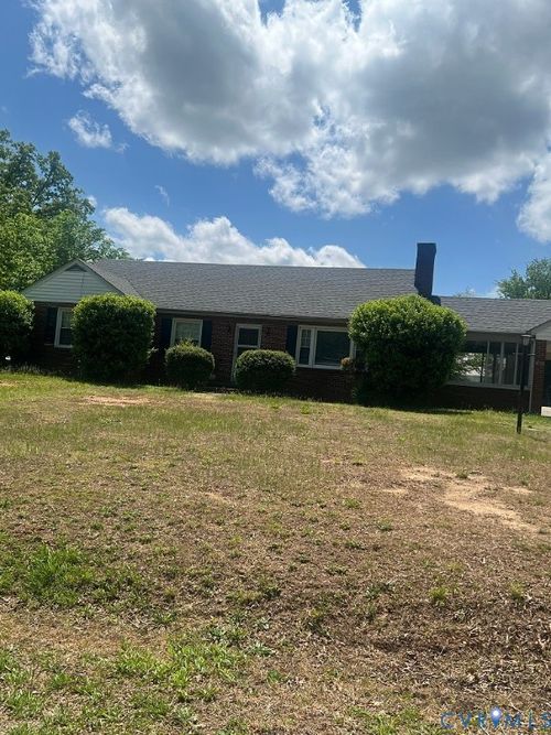 311 5th St, Blackstone, VA, 23824-2021 | Card Image